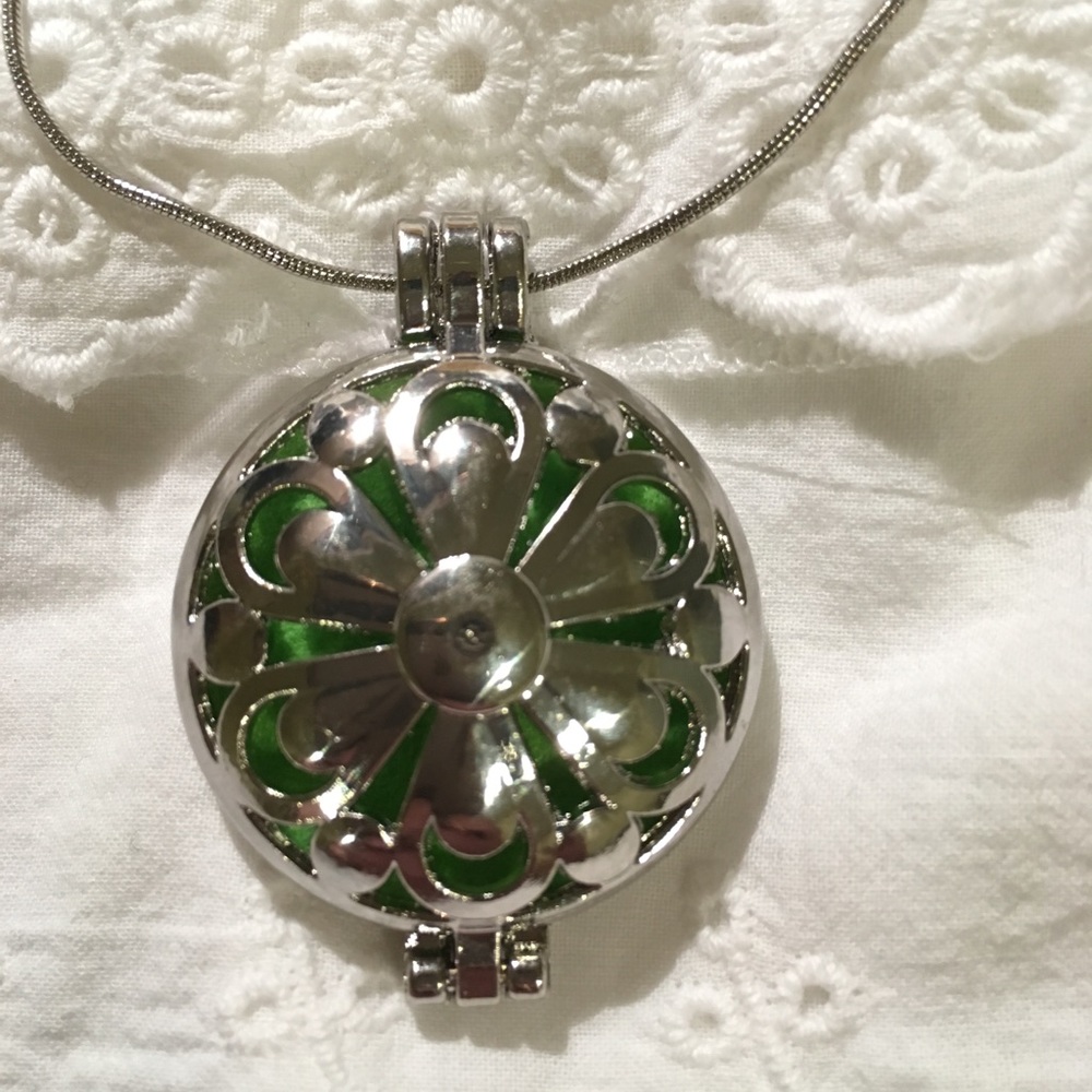 Aromatherapy Pendant Locket  With Necklace